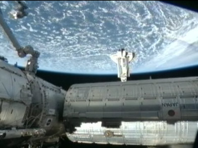 Earth's Gravity Kept Astronauts Waiting at Space Station's Door